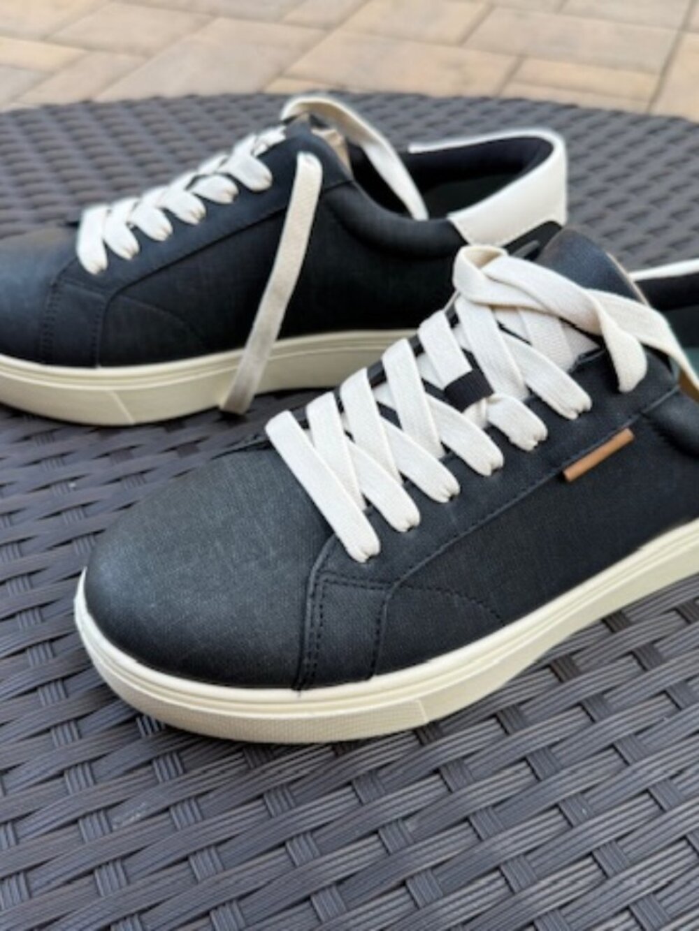 Dr Scholls Madison Cloud Black Canvas Lace Up Sneakers Womens Size 9 NWOT